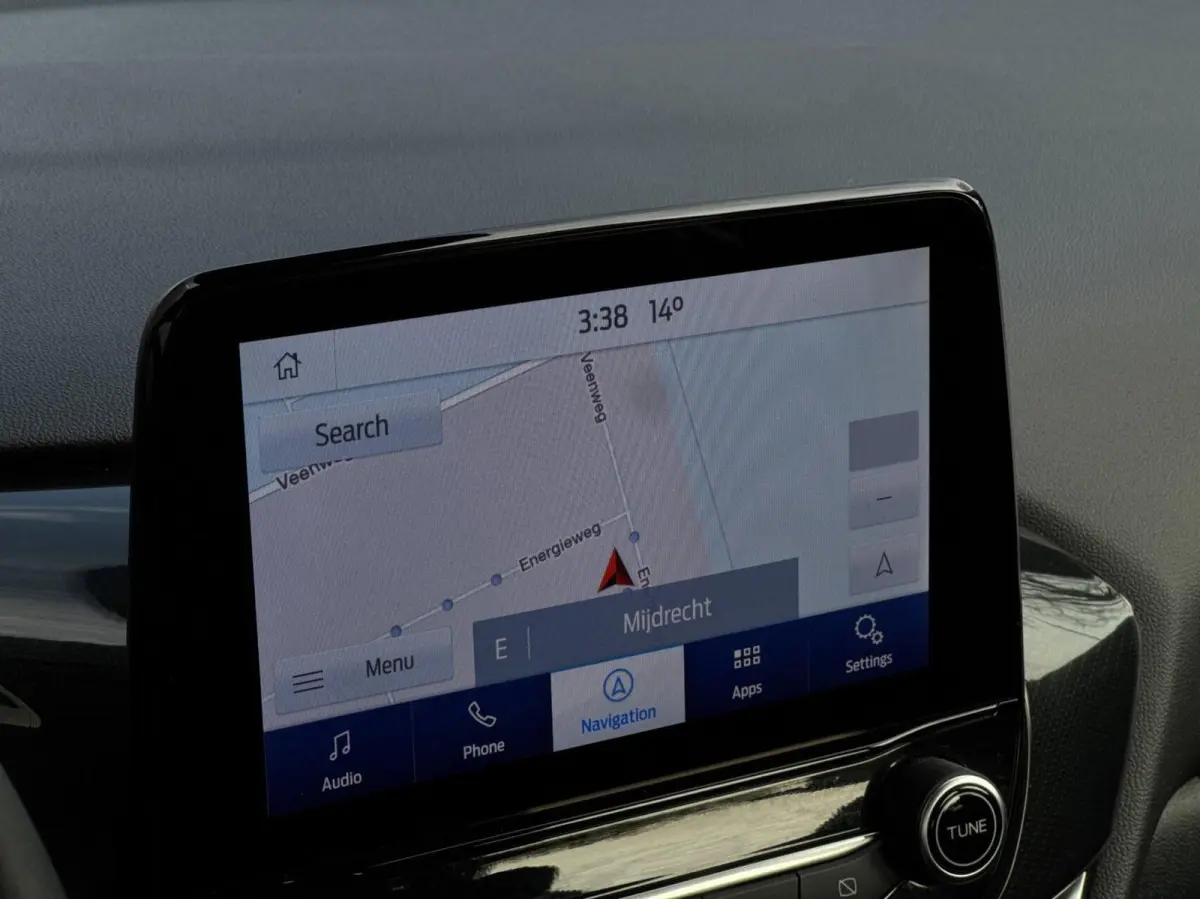 1.0 EcoBoost Titanium // Automaat // CarPlay // Camera // Keyless // ACC