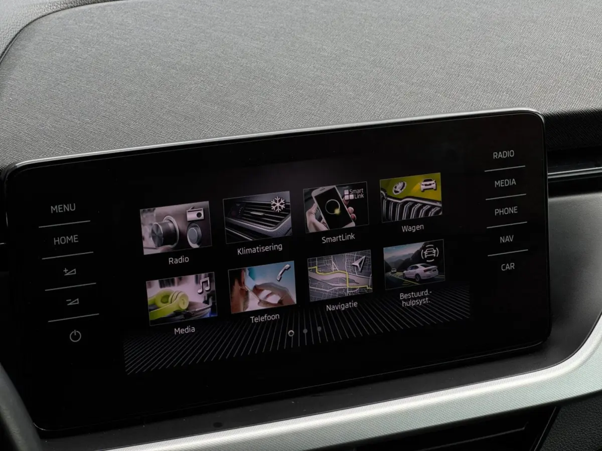 1.0 TSI DSG Clever Automaat // ACC // Camera // CarPlay // Stoelverwarming