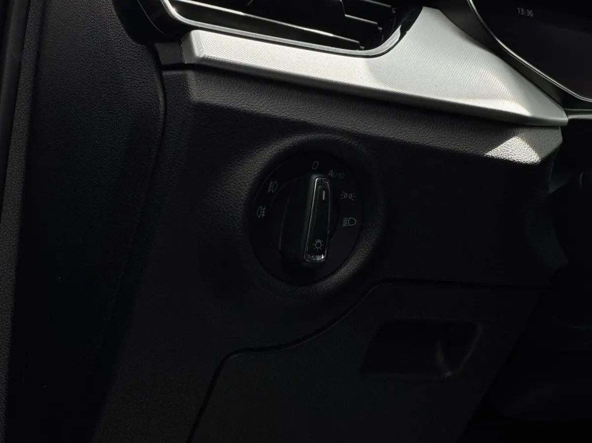 1.0 TSI DSG Clever Automaat // ACC // Camera // CarPlay // Stoelverwarming