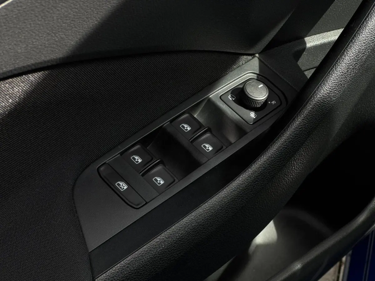 1.0 TSI DSG Clever Automaat // ACC // Camera // CarPlay // Stoelverwarming