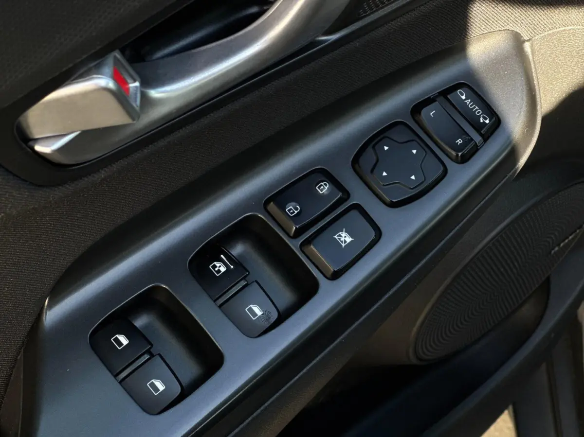 1.6 HEV Creative Automaat // Head-Up // CarPlay // Camera // Keyless