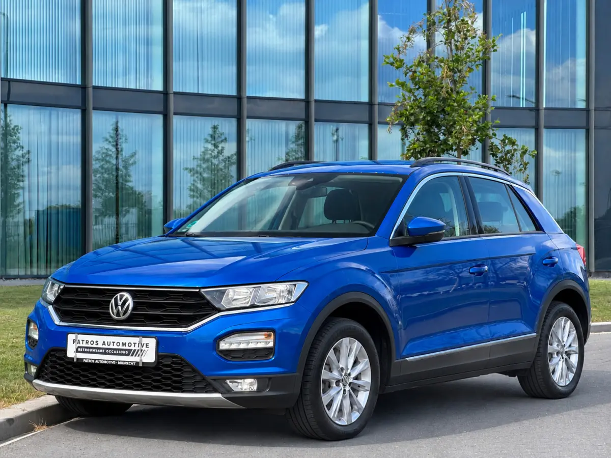1.0 TSI Style // Dealeronderhouden // 4-Seizoensbanden // CarPlay // PDC