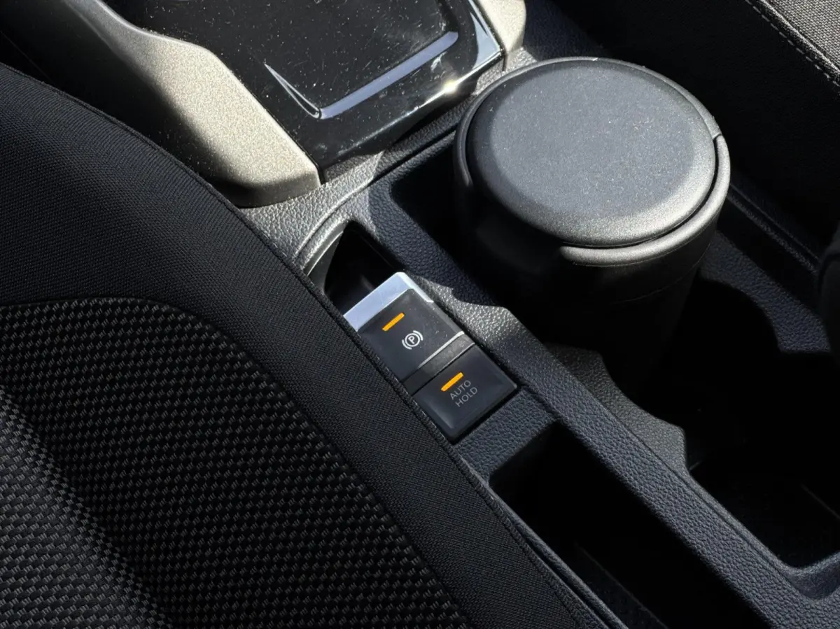 1.0 TSI Style // Dealeronderhouden // 4-Seizoensbanden // CarPlay // PDC