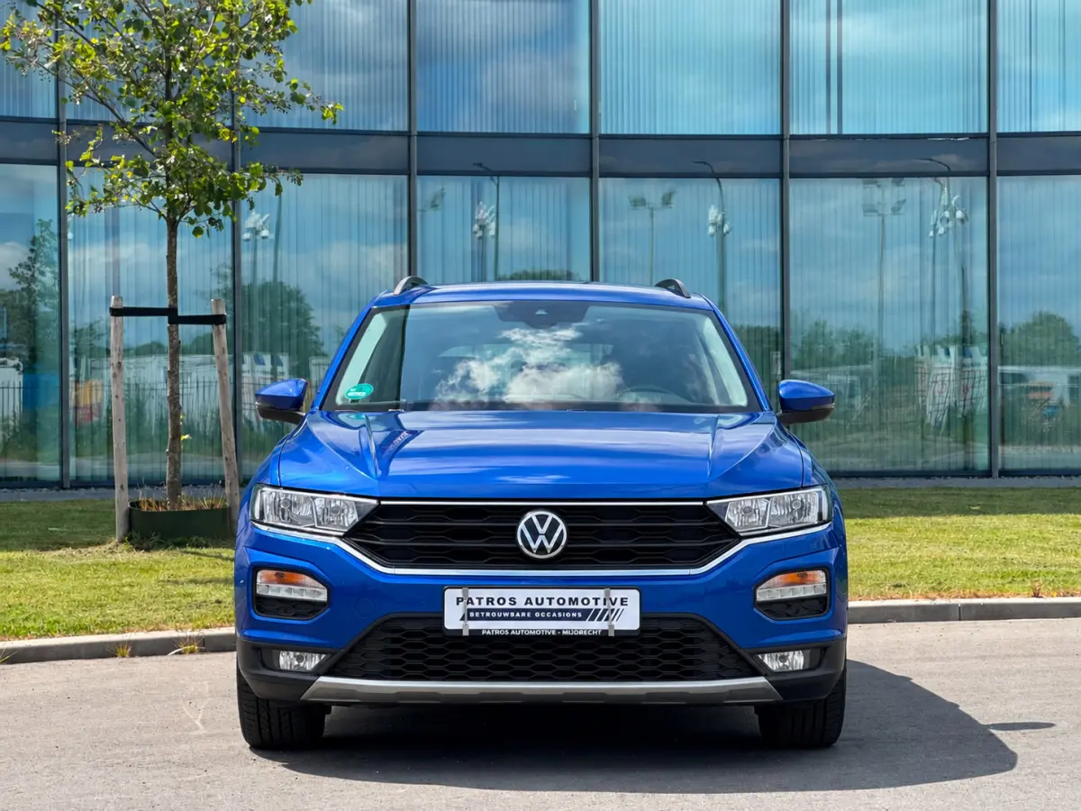 1.0 TSI Style // Dealeronderhouden // 4-Seizoensbanden // CarPlay // PDC