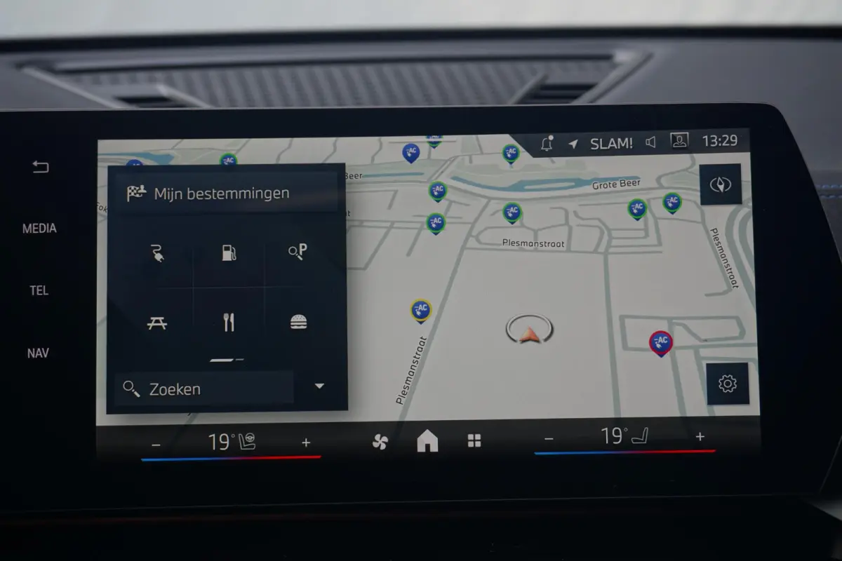 xDrive25e M Sportpakket Pro | Trekhaak | Schuif-kanteldak | Head-up display | Harman Kardon | Elektrische verstelbare stoelen| Rondomzicht camera