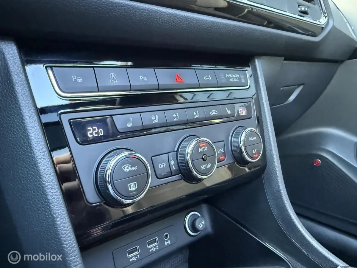 1.5 TSI FR DSG Pano.dak/LED/Carplay/Winterpakket