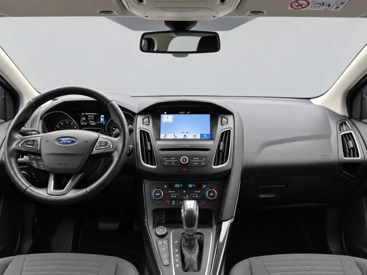 1.5 Titanium | Automaat | Trekhaak | Stoel/Stuur Verwarming | Navigatie | Camera | Cruise Control | Climate Control | Android Auto