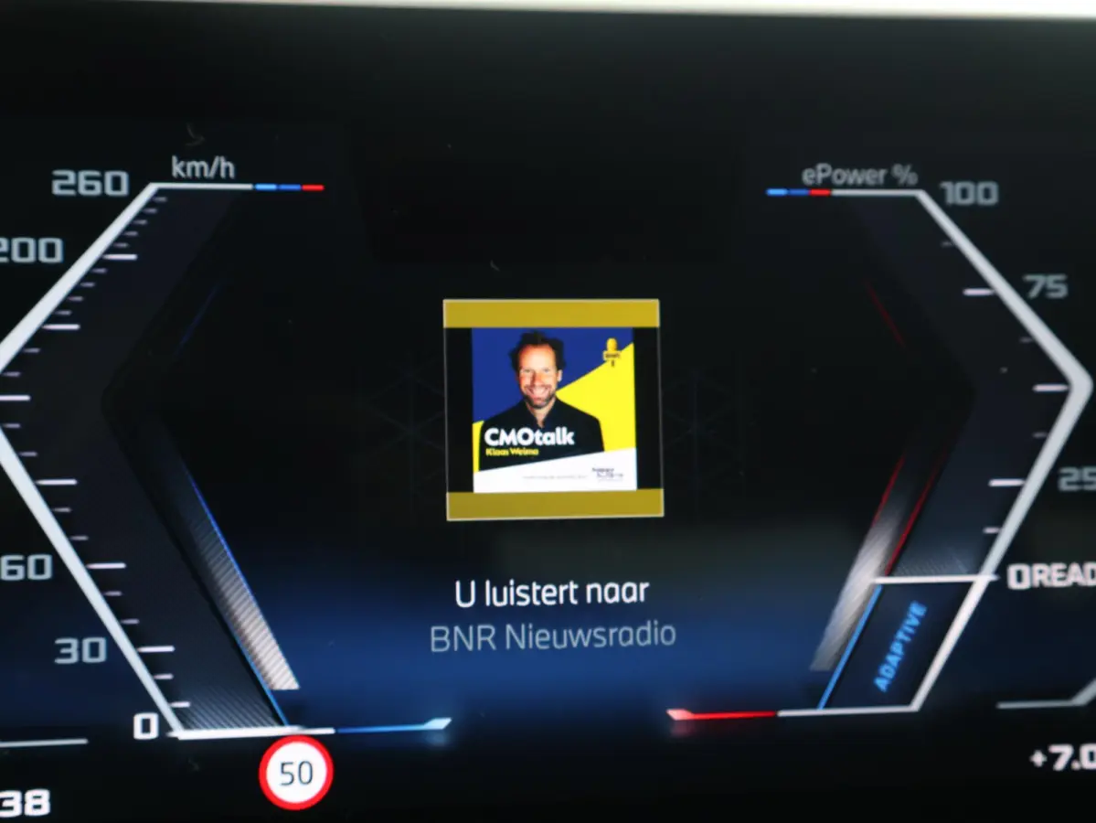 M60 xDrive M Sport Pro | Trekhaak | Bowers & Wilkins | Panoramadak | Head-up | Rondomzicht camera | Elektrische Stoelen + Memory | Adaptief onderstel Professional | Driving Assistant Profess