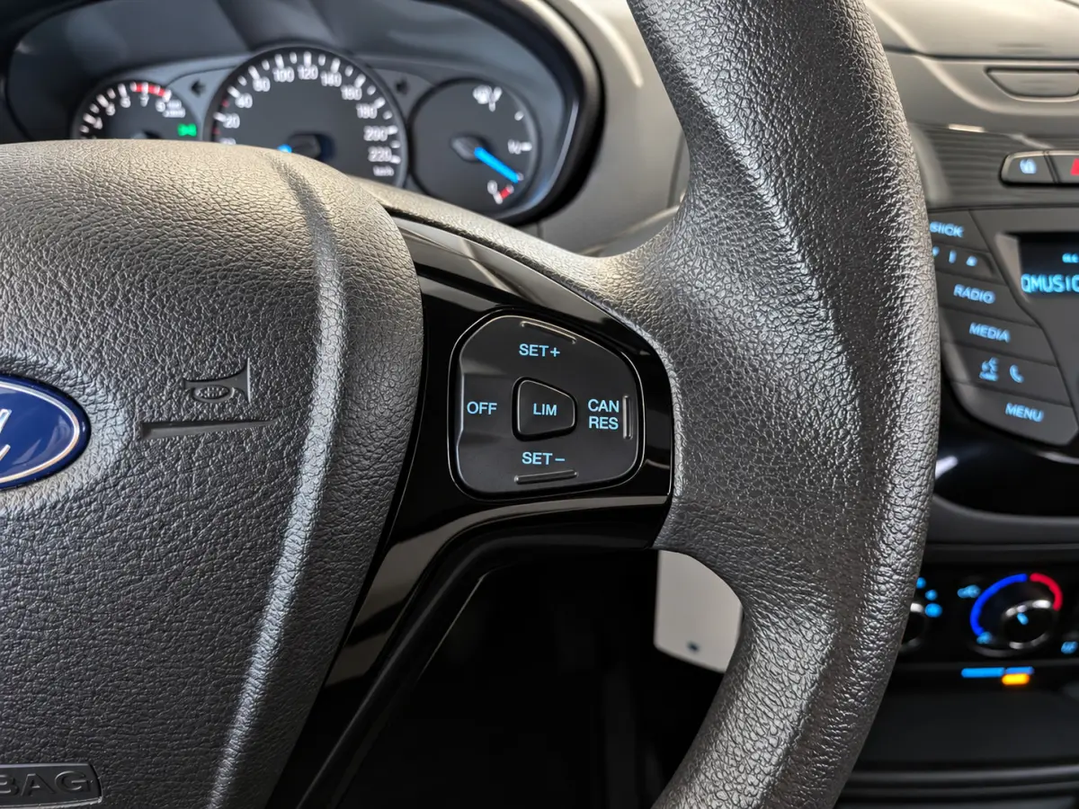 1.2 Trend Essential Airco, Cruise Control, Stuurbekrachtiging