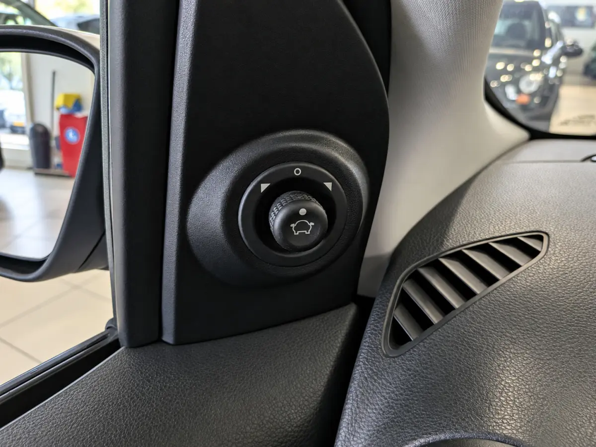 1.2 Trend Essential Airco, Cruise Control, Stuurbekrachtiging