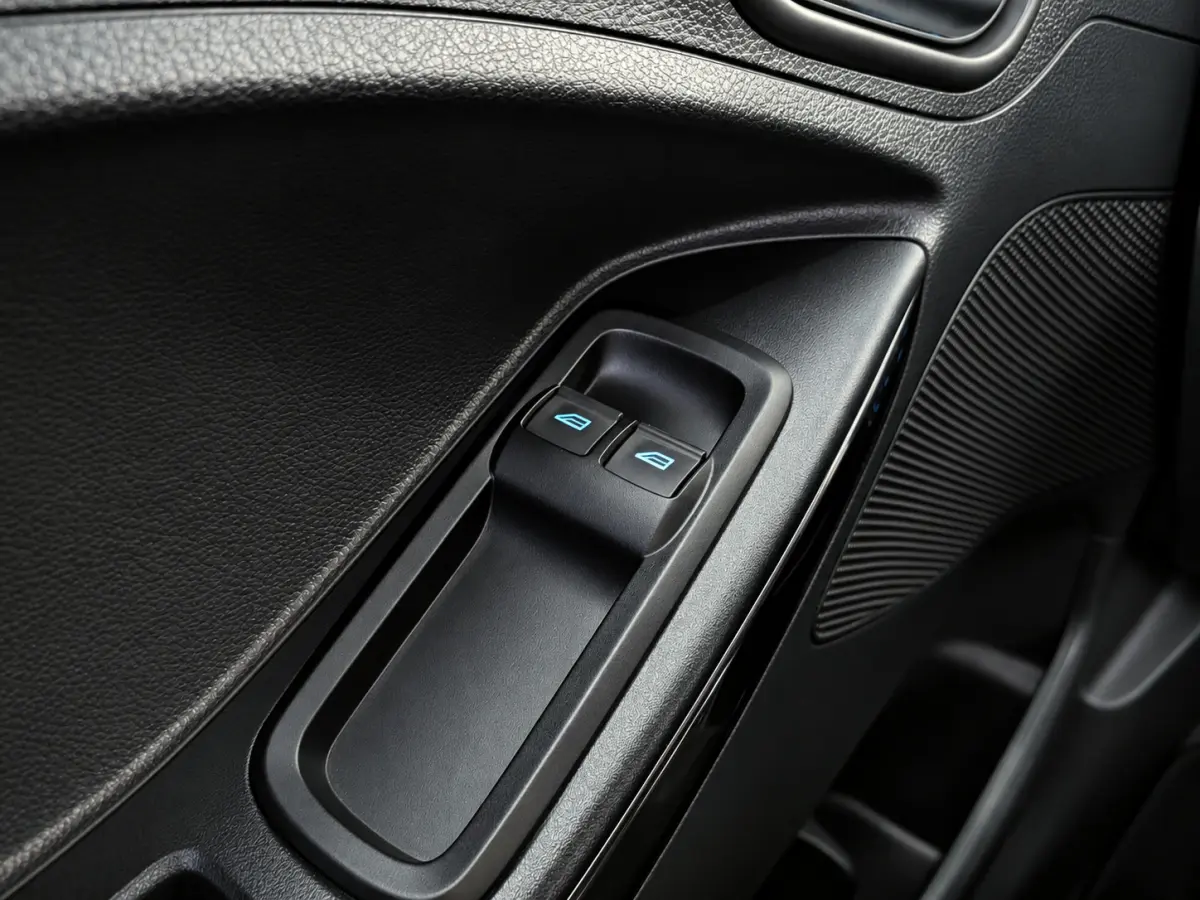 1.2 Trend Essential Airco, Cruise Control, Stuurbekrachtiging