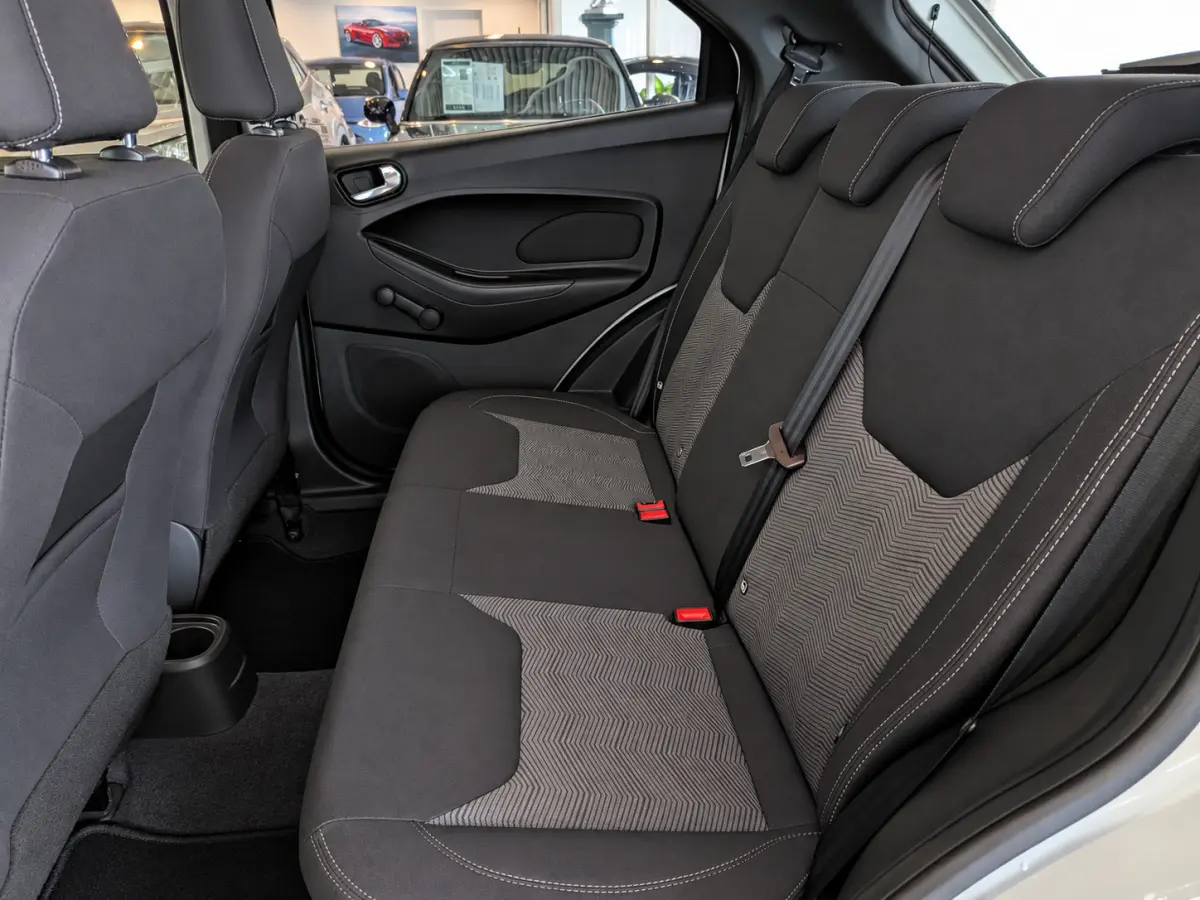 1.2 Trend Essential Airco, Cruise Control, Stuurbekrachtiging