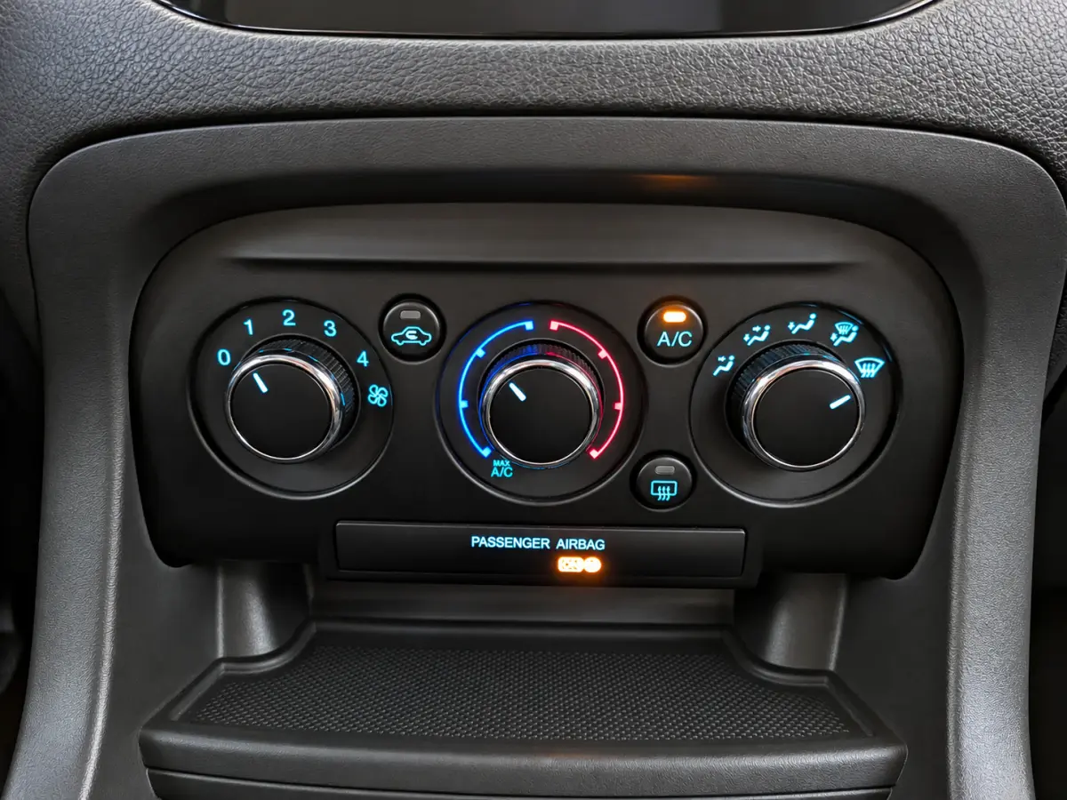 1.2 Trend Essential Airco, Cruise Control, Stuurbekrachtiging