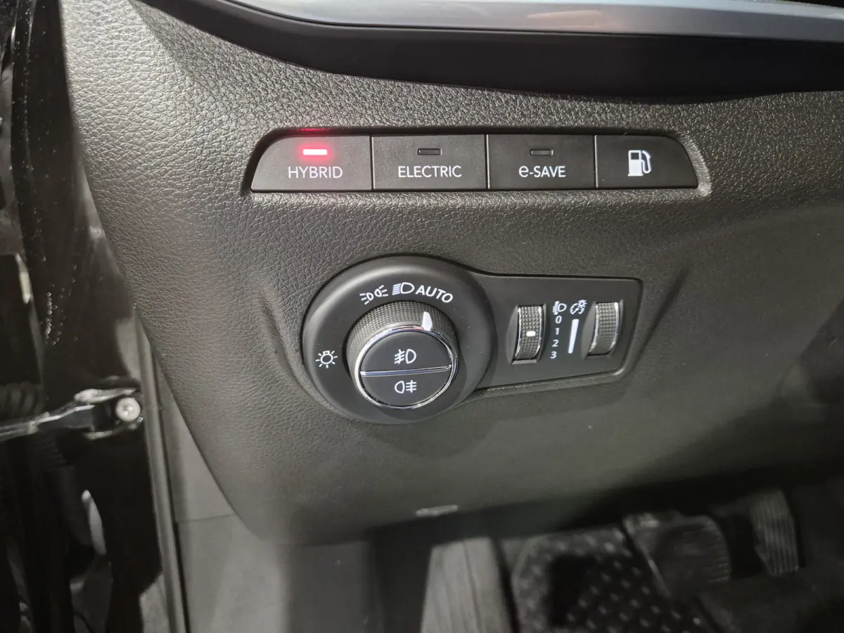 4xe 240 Plug-in Hybrid S Camera | Stoelverwarming | Carplay
