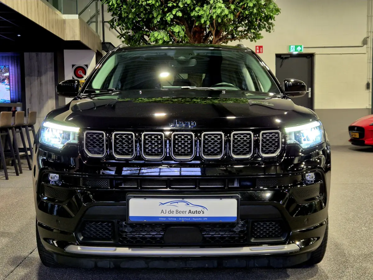 4xe 240 Plug-in Hybrid S Camera | Stoelverwarming | Carplay
