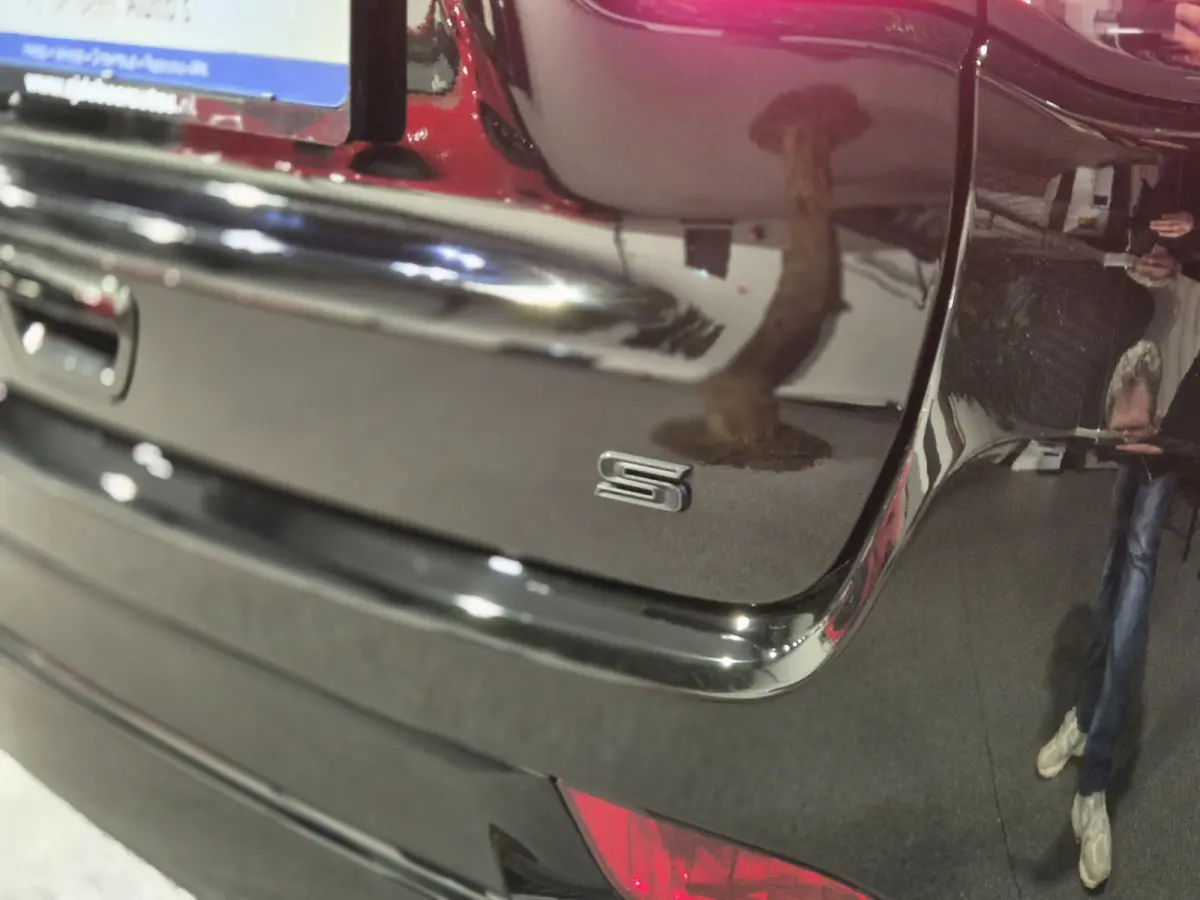 4xe 240 Plug-in Hybrid S Camera | Stoelverwarming | Carplay