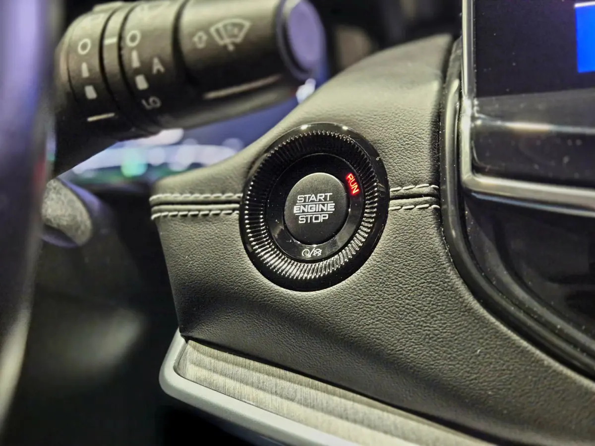 4xe 240 Plug-in Hybrid S Camera | Stoelverwarming | Carplay