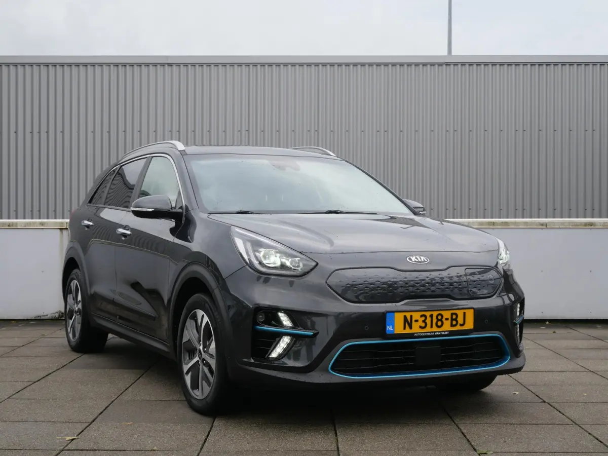 DynamicPlusLine 64 kWh | Navi | Carplay | Stoel/stuurverwarming | Adaptief | Camera | Schuif/kanteldak |