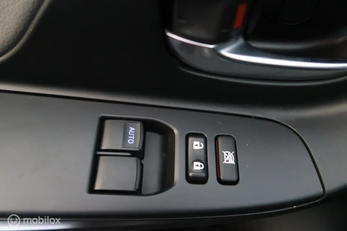 1.5 Hybrid Dynamic Cruise Control Airco