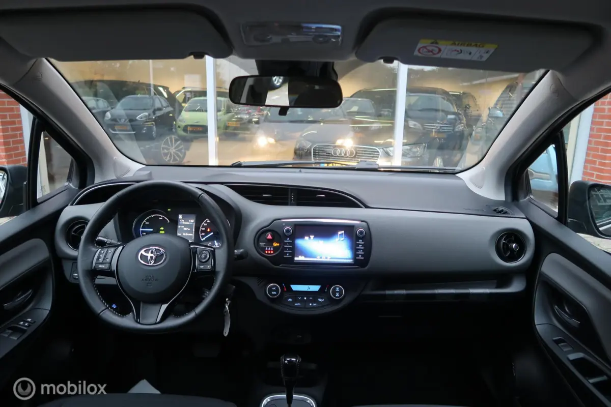 1.5 Hybrid Dynamic Cruise Control Airco