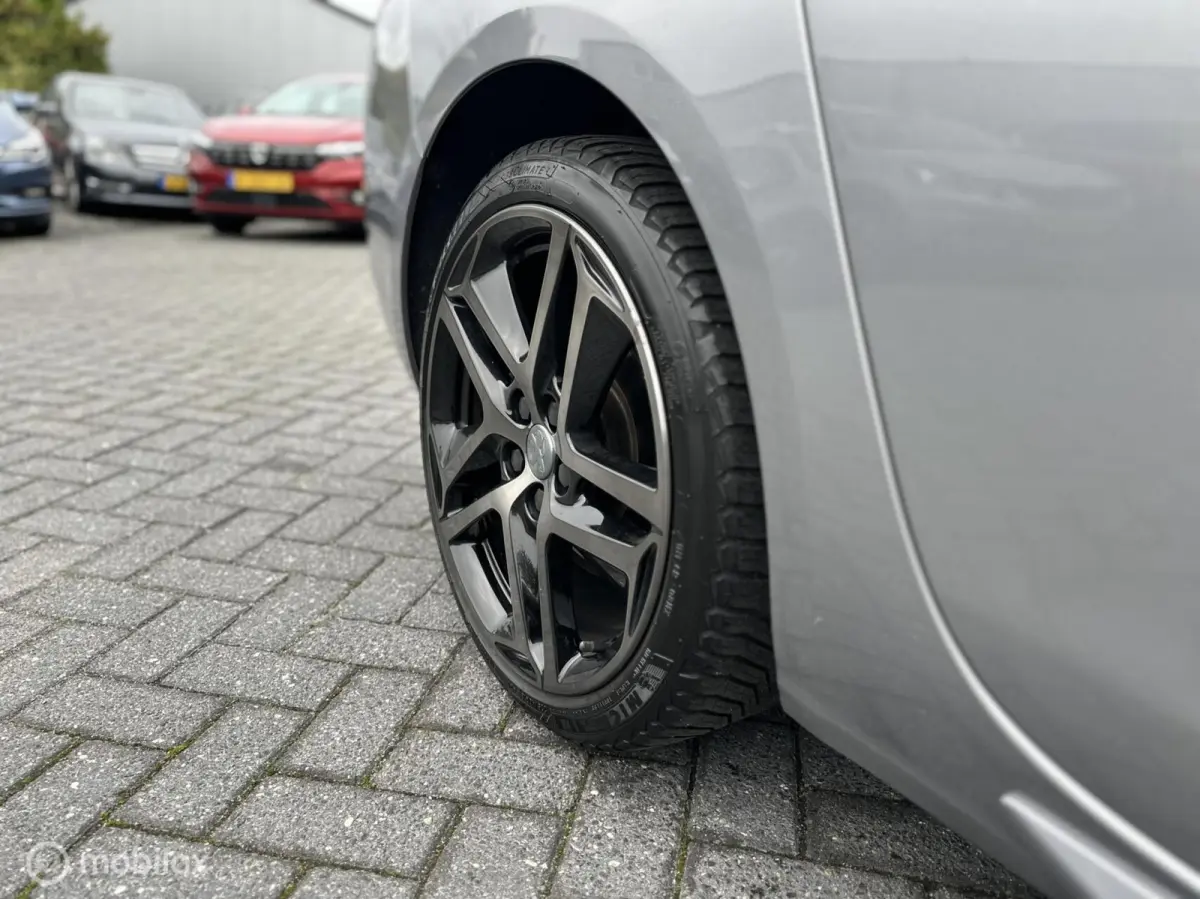 1.2 PureTech Blue Lease GT Automaat |Pano|Cam