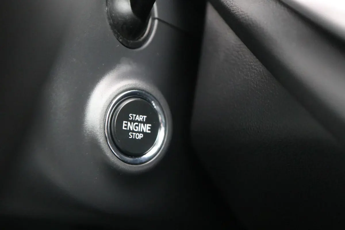 1.0 e-TSI 110pk Business Edition Plus | Cruise Control Adaptief | App Connect | Navigatie | Stoelverwarming