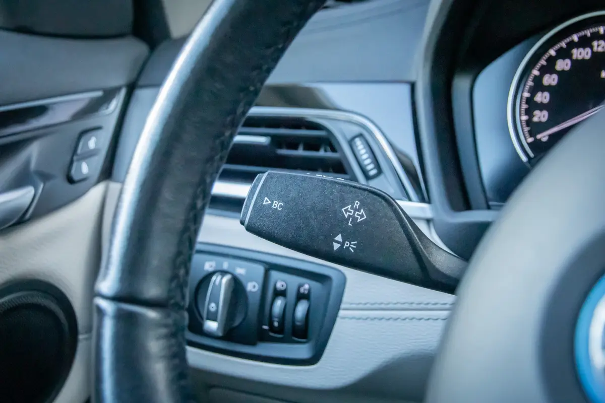 xDrive25e Business Edition Plus | Panodak | Leder | Memory | Head-up display | Elektrisch bedienbare achterklep | Navigatie | Stoelverwarming | Electrische stoelen met geheugen | Elektrisch 