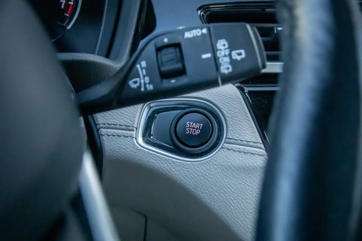 xDrive25e Business Edition Plus | Panodak | Leder | Memory | Head-up display | Elektrisch bedienbare achterklep | Navigatie | Stoelverwarming | Electrische stoelen met geheugen | Elektrisch 