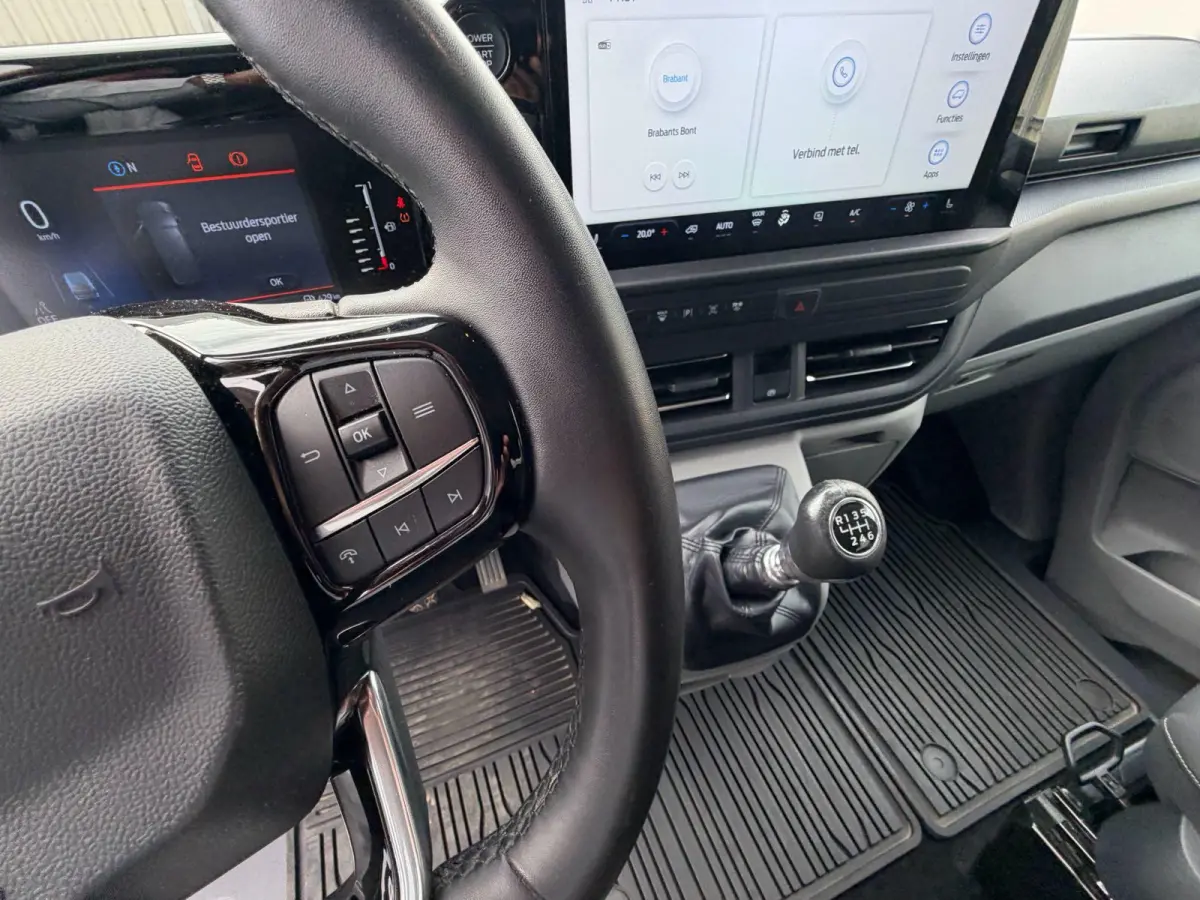 300 2.0 TDCI L1H1 Limited DC | Stoel/voorruitverwarming | Camera | Trekhaak | Climate Control | PDC V+A