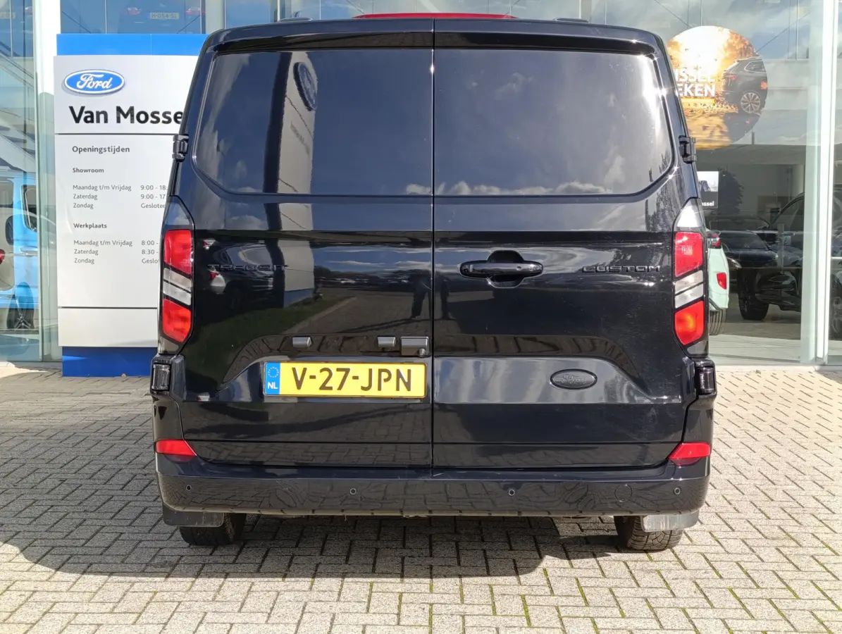 300 2.0 TDCI L1H1 Limited DC | Stoel/voorruitverwarming | Camera | Trekhaak | Climate Control | PDC V+A