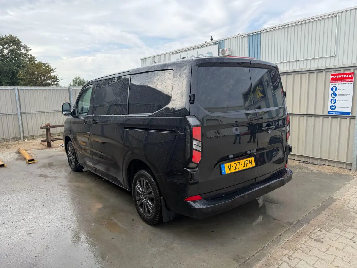 300 2.0 TDCI L1H1 Limited DC | Stoel/voorruitverwarming | Camera | Trekhaak | Climate Control | PDC V+A