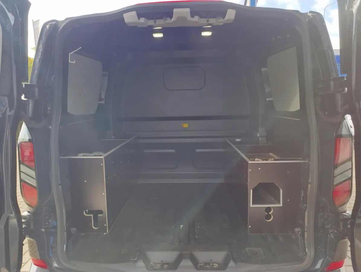300 2.0 TDCI L1H1 Limited DC | Stoel/voorruitverwarming | Camera | Trekhaak | Climate Control | PDC V+A