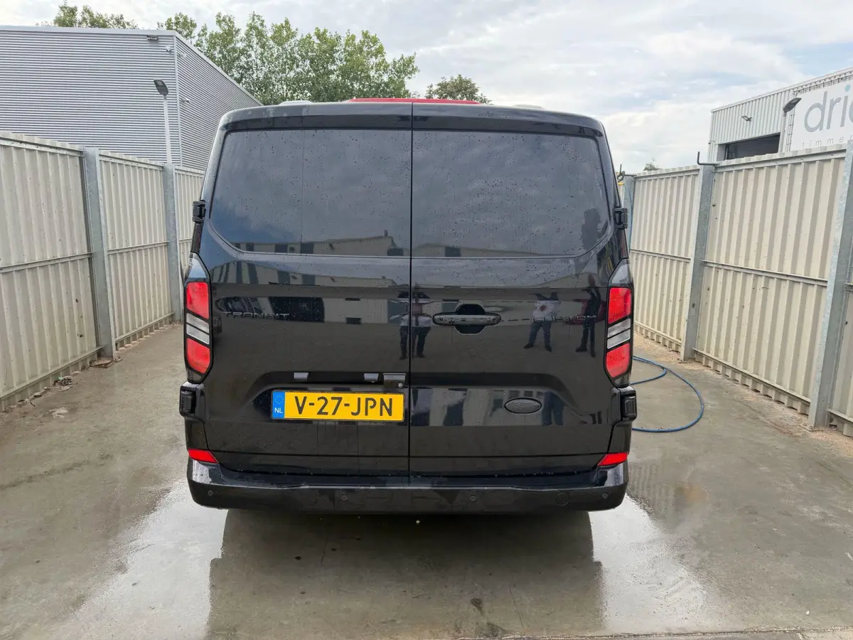 300 2.0 TDCI L1H1 Limited DC | Stoel/voorruitverwarming | Camera | Trekhaak | Climate Control | PDC V+A