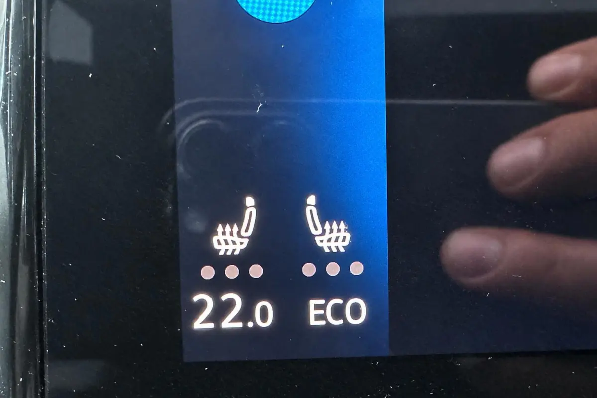Pro 77 kWh LEER PANO TREKHAAK 97% SOH FASE 3 WARMTEPOMP