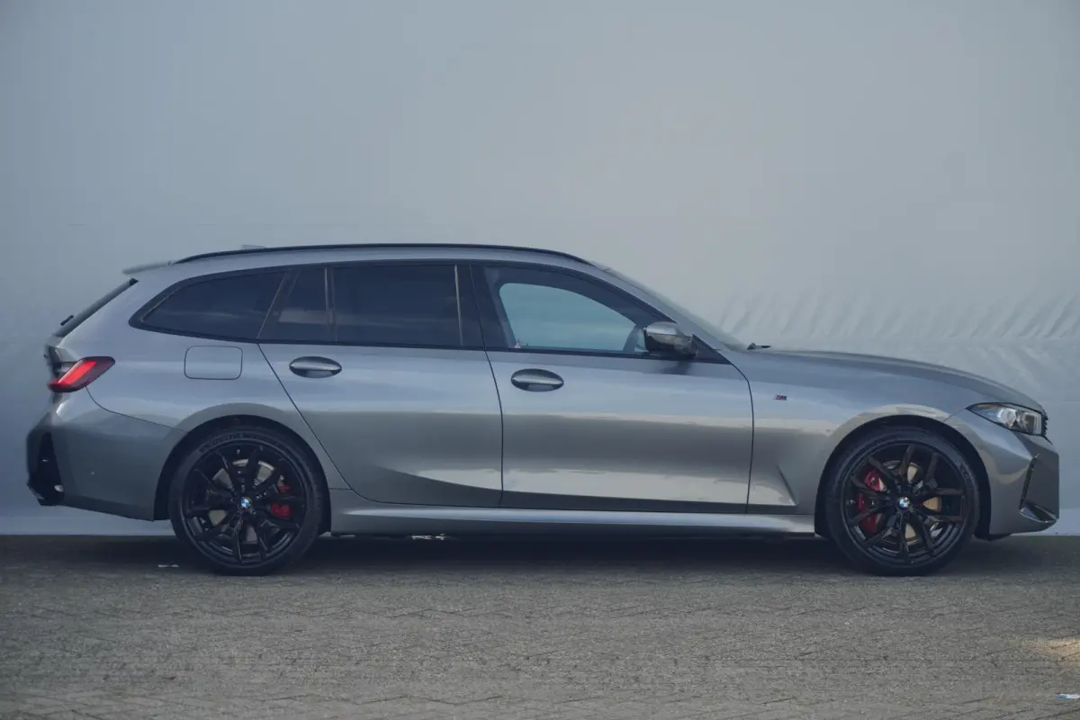330e M Sportpakket | Comfort Pack | Innovation Pack | Harman Kardon