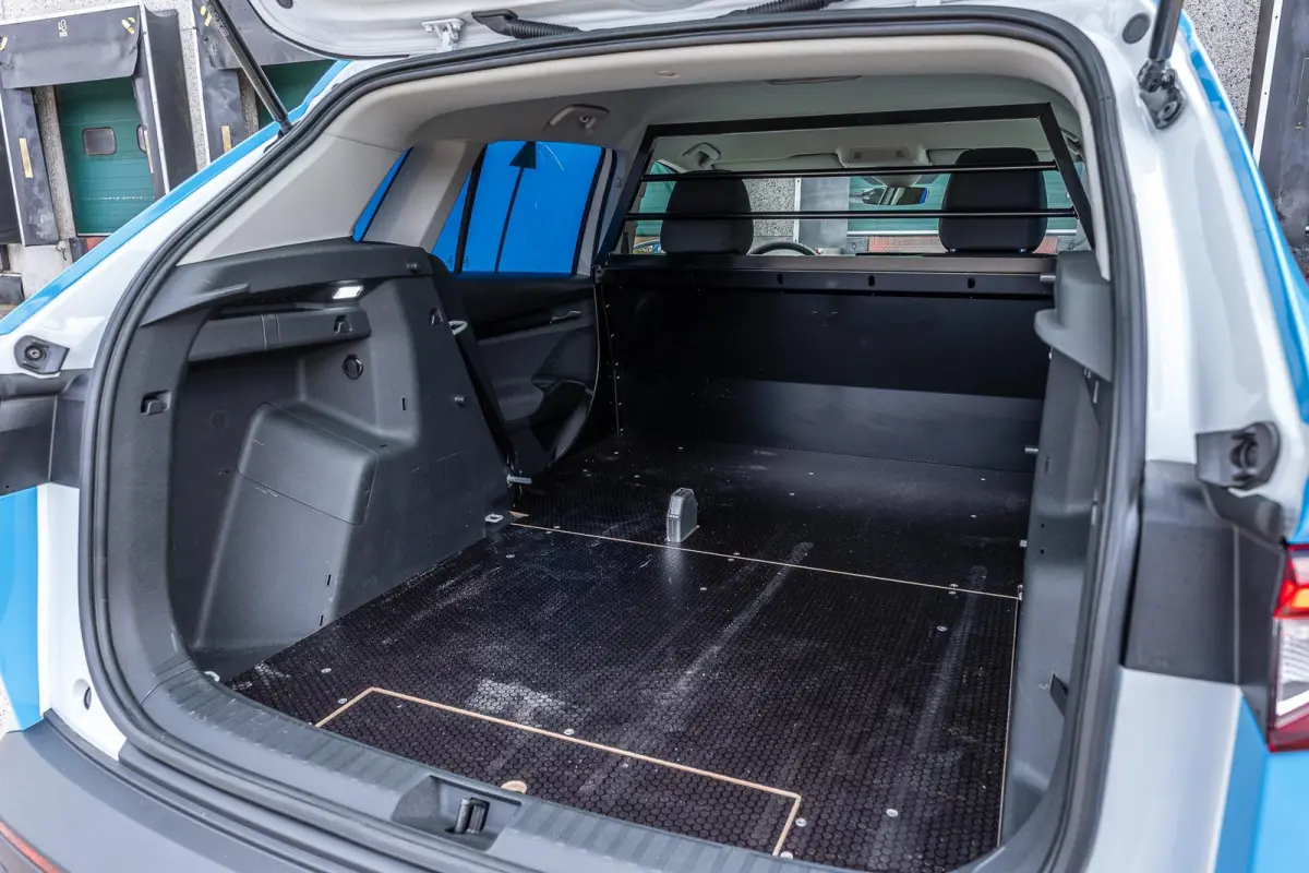 60 204pk Business Edition | Cargo Ombouw | Trekhaak | Laadvloer