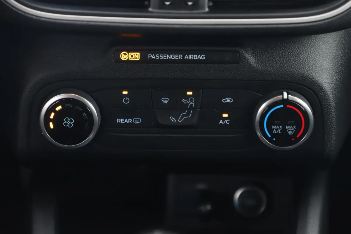 1.0 EcoBoost Trend Edition Business 101PK LMV Navigatie Carplay Android Parkeersensor