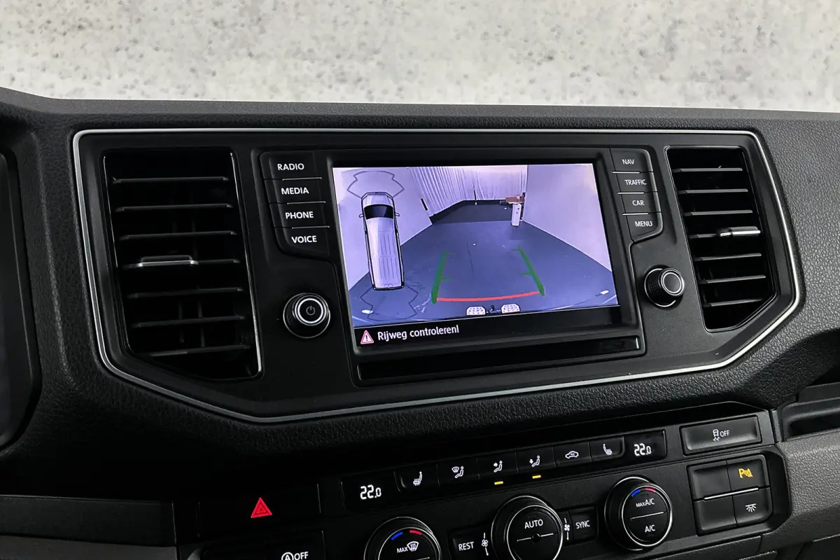 2.0 TDI DSG L3H3 Highline | Led | Trekhaak | Stoelverwarming | Adaptieve cruise control