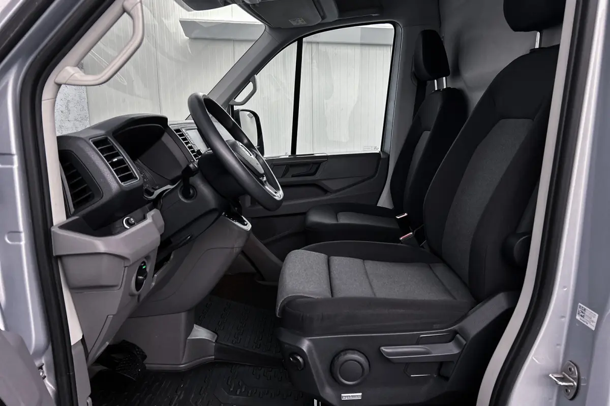 2.0 TDI DSG L3H3 Highline | Led | Trekhaak | Stoelverwarming | Adaptieve cruise control