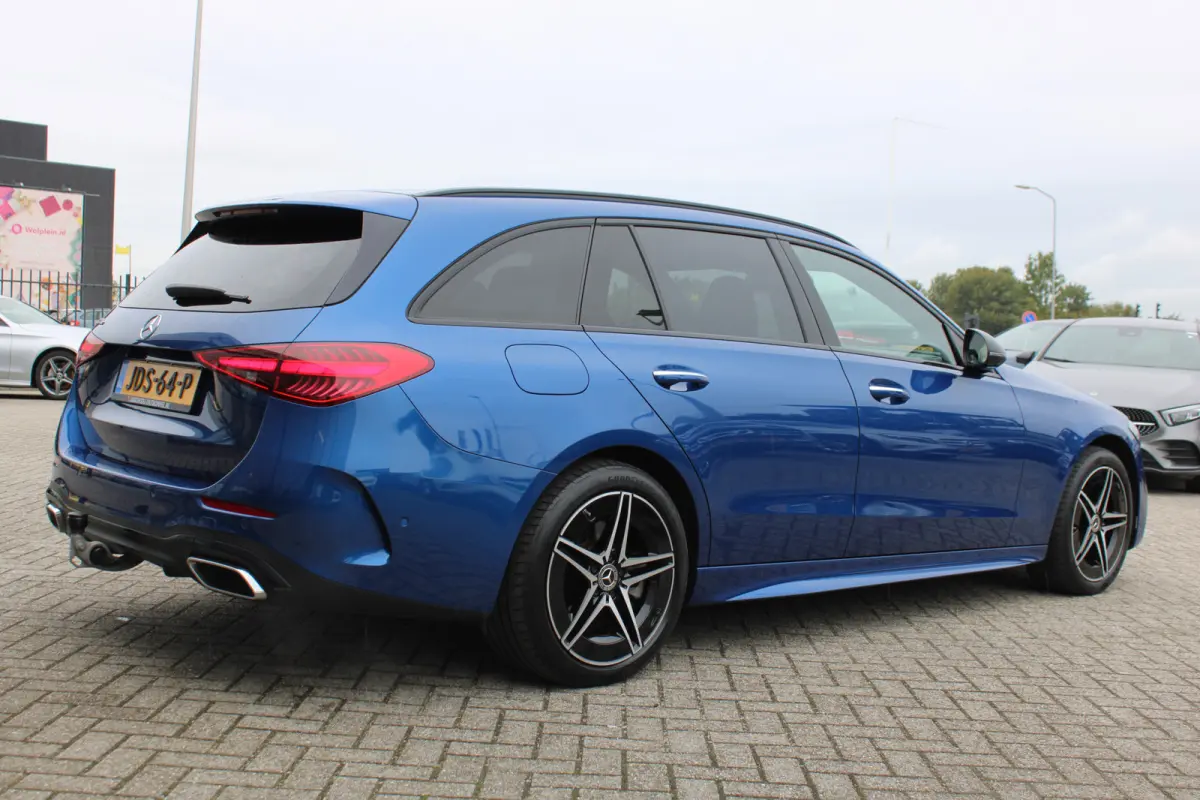 300e AMG Line NIGHT PAKKET LEDER DISTRONIC HEAD-UP KEY-LESS GO 360-CAMERA TREKHAAK