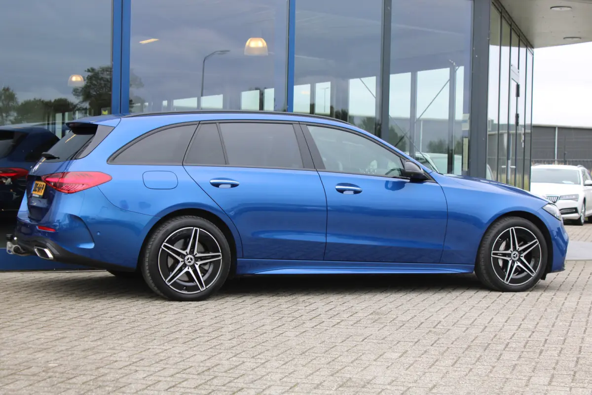 300e AMG Line NIGHT PAKKET LEDER DISTRONIC HEAD-UP KEY-LESS GO 360-CAMERA TREKHAAK