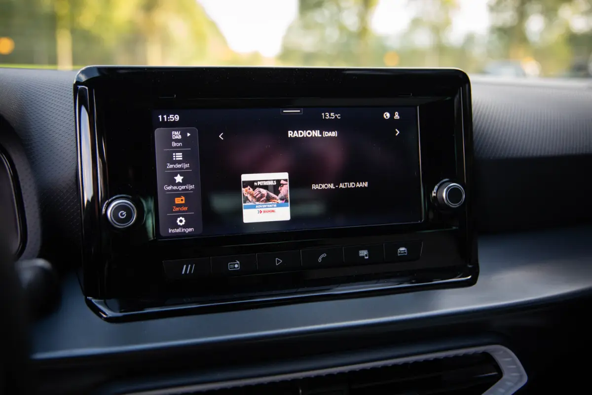 1.0 EcoTSI FR Business Connect , Adap. cruise, Achteruitrijcamera, Stoelverwarming,