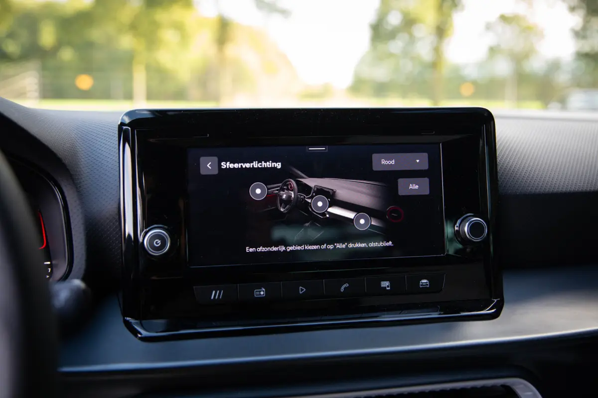 1.0 EcoTSI FR Business Connect , Adap. cruise, Achteruitrijcamera, Stoelverwarming,