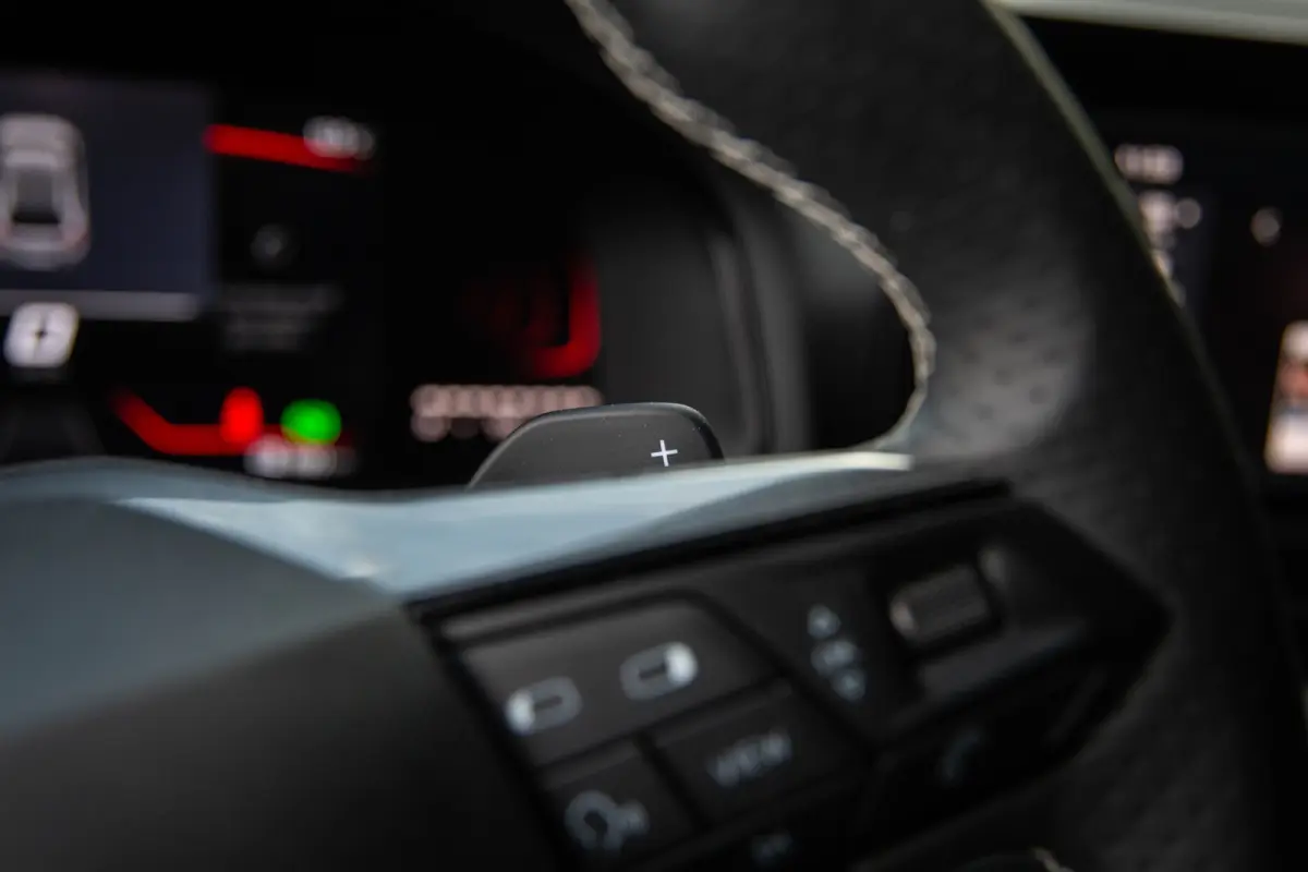 1.0 EcoTSI FR Business Connect , Adap. cruise, Achteruitrijcamera, Stoelverwarming,