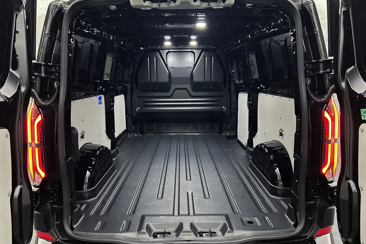 340 L2 Limited 218PK 71 kWh | Rondomzicht camera | Stoelverwarming