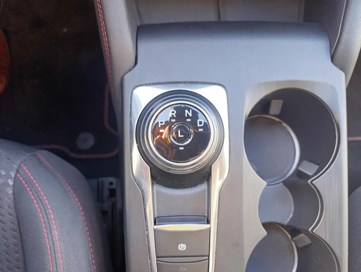 2.5 PHEV ST-Line | Panoramadak | Stoelverwarming | Trekhaak | Camera | Climate Control | Dealeronderhouden