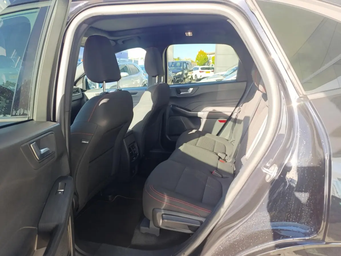 2.5 PHEV ST-Line | Panoramadak | Stoelverwarming | Trekhaak | Camera | Climate Control | Dealeronderhouden
