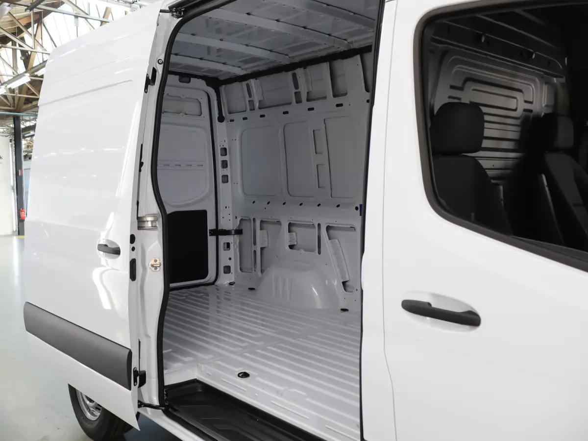 315 CDI AUT. | L2 H2 | PRO | 3500 KG. AHW | PARKEERCAMERA | 2-ZITS | APPLE CARPLAY/ANDROID AUTO |
