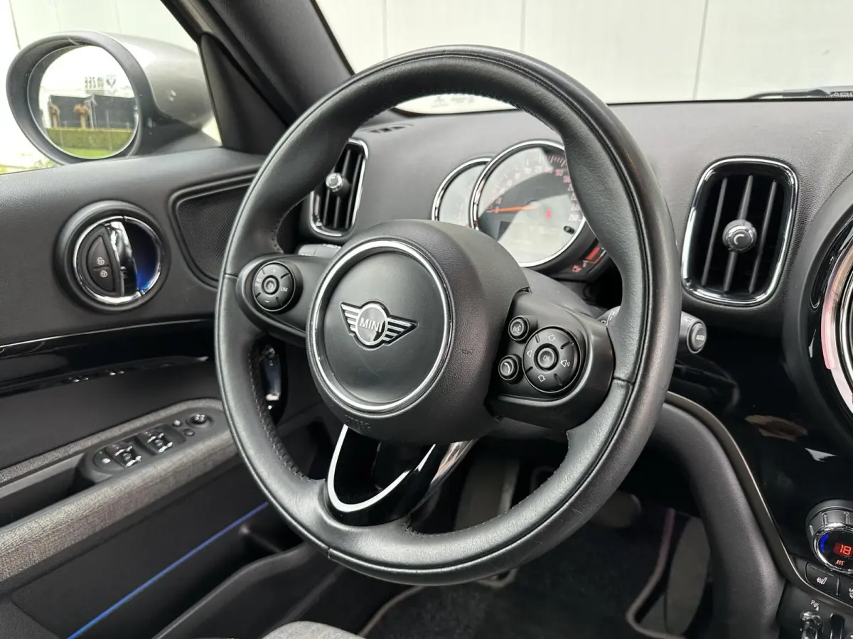 1.5 Automaat, Carplay, led, Trekhaak!