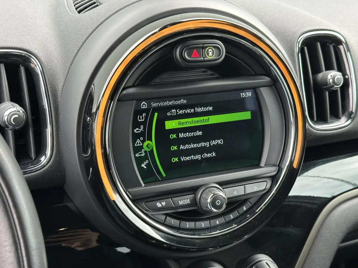 1.5 Automaat, Carplay, led, Trekhaak!